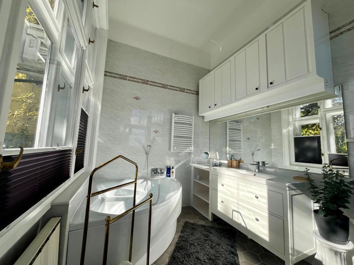Hillside Luxury Residence Budapest With Free Garage المظهر الخارجي الصورة